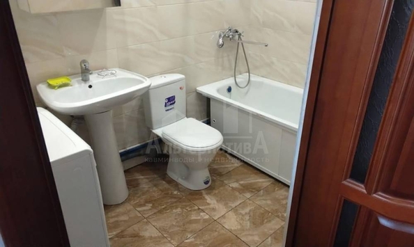 
  Продается 1-комн. квартира, 33 м², Юлиуса Фучика ул
. Фото 5.