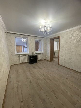 
  Продается 3-комн. квартира, 46.4 м², Крайнего ул, д. 23
. Фото 1.