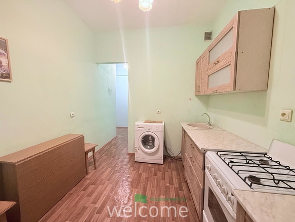 
  Продается 1-комн. квартира, 35.7 м², Пирогова ул, д. 15
. Фото 6.