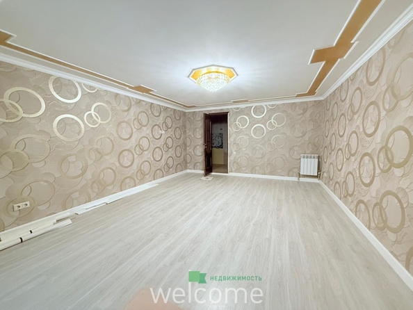 
  Продается 1-комн. квартира, 49 м², Шаумяна ул, д. 43
. Фото 3.