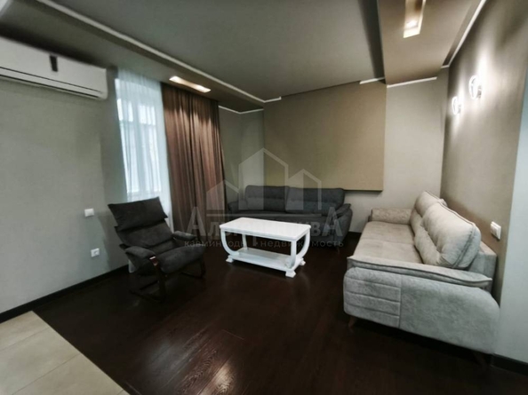 
  Продается 4-комн. квартира, 146 м², Орджоникидзе ул
. Фото 6.