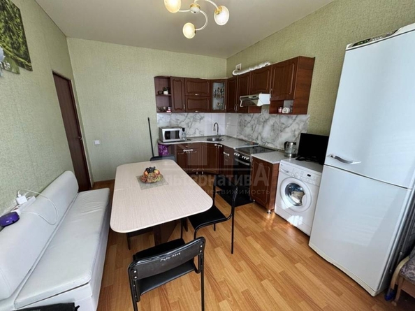 
  Продается 2-комн. квартира, 58 м², Катыхина ул
. Фото 3.