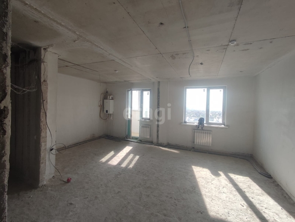 
   Продам 3-комнатную, 93 м², Южный обход ул, 1/1

. Фото 12.