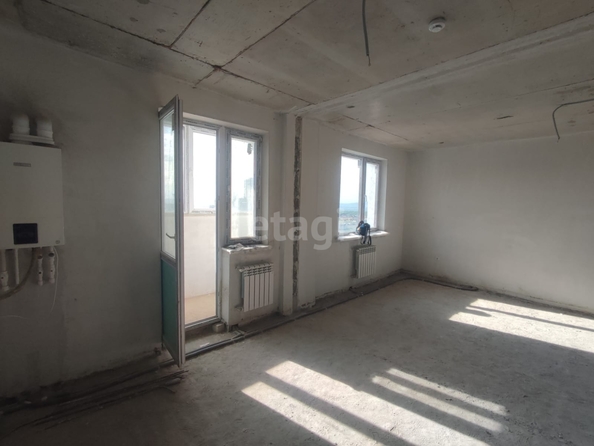 
   Продам 3-комнатную, 93 м², Южный обход ул, 1/1

. Фото 14.