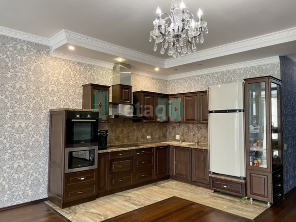 
   Продам 3-комнатную, 125 м², Партизанская ул, 2

. Фото 3.