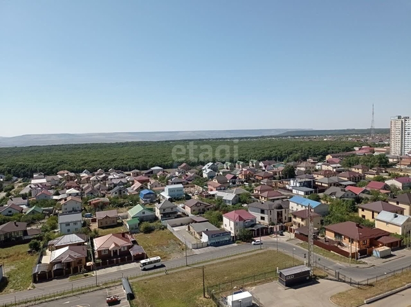 
   Продам 2-комнатную, 71.9 м², Тюльпановая ул, 10/4

. Фото 10.