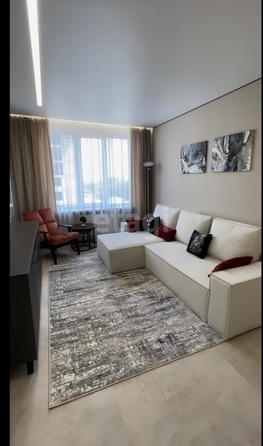 
   Продам 1-комнатную, 41 м², Гражданская ул, 1/2

. Фото 1.