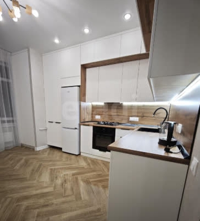 
  Сдается 1-комн. квартира 40 м². Фото 2.