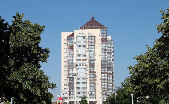 
  Сдается 3-комн. квартира 160 м². Фото 21.