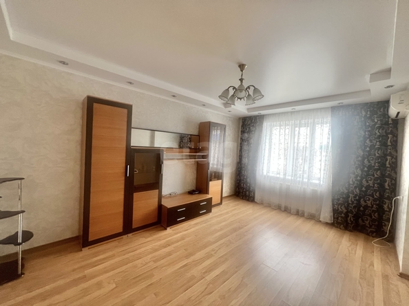 
  Продается 2-комн. квартира 70 м². Фото 7.
