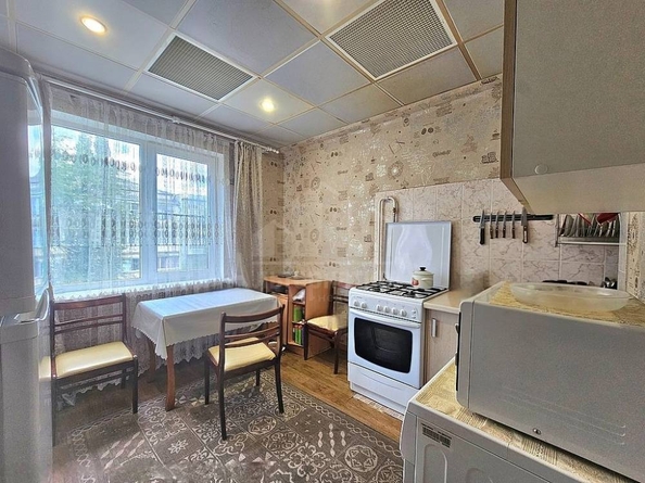 
  Продается 3-комн. квартира 66.5 м². Фото 1.