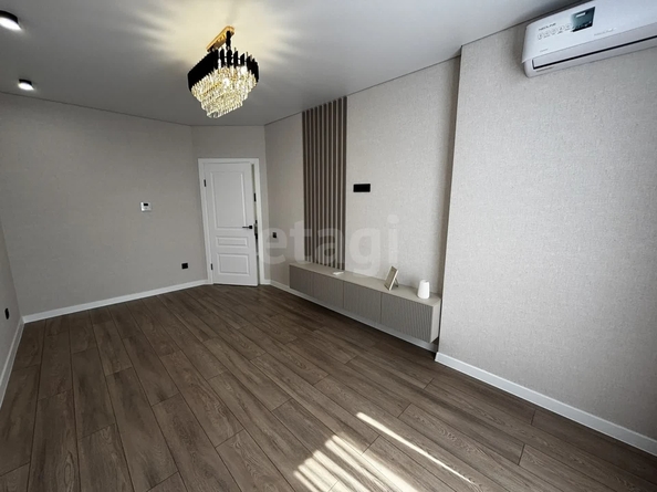 
  Продается 1-комн. квартира 40.3 м², в ЖК Квартал 204, литера 1. Фото 8.