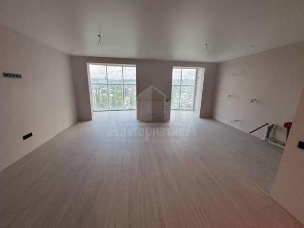 
  Продается 3-комн. квартира 107 м². Фото 2.