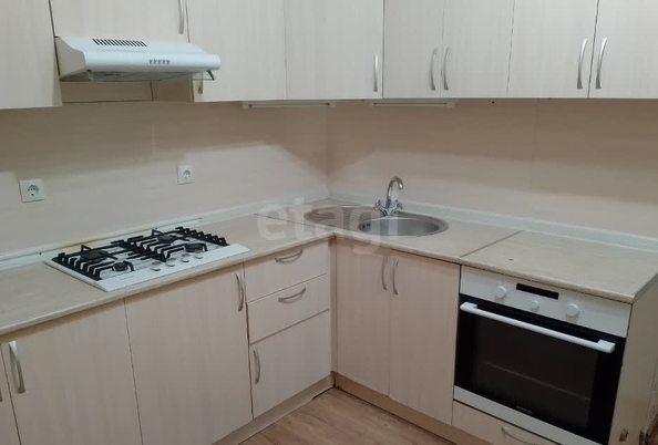 
  Сдается 1-комн. квартира 35 м². Фото 1.