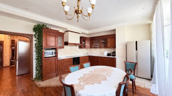 
  Продается 4-комн. квартира 172 м². Фото 6.