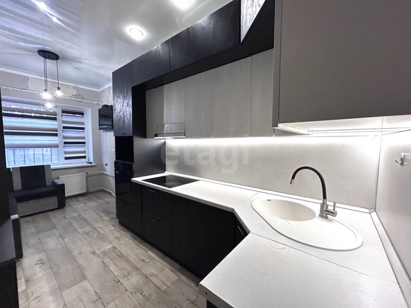 
  Продается 2-комн. квартира 56.4 м². Фото 1.