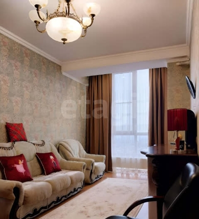 
  Сдается 2-комн. квартира 75 м². Фото 1.