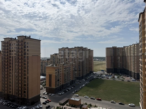 
  Продается 2-комн. квартира 63.6 м². Фото 38.
