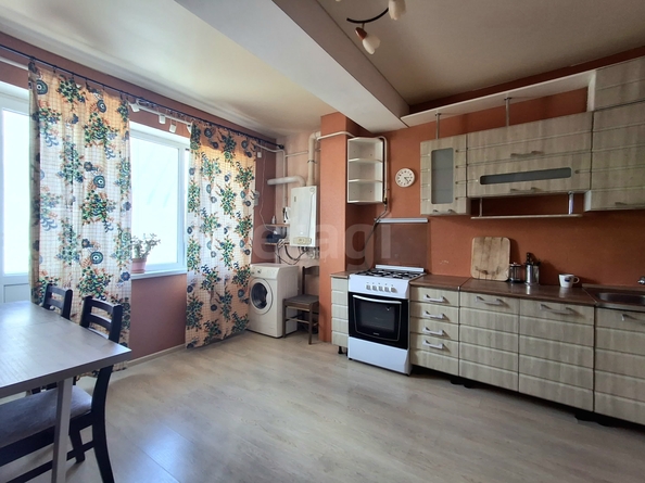 
  Сдается 2-комн. квартира 65 м². Фото 2.