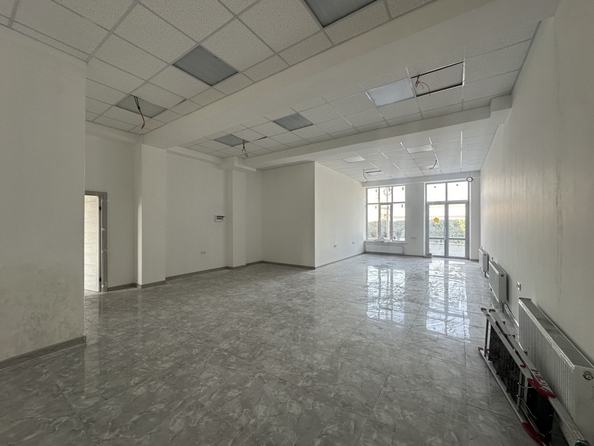 
  Сдается универсальное помещение 94 м². Фото 1.