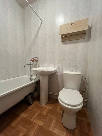 
   Продам 1-комнатную, 41 м², Генерала Ермолова ул, 1/1

. Фото 10.