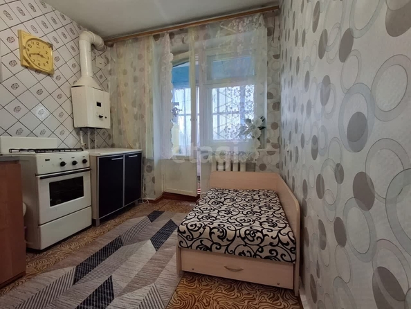 
   Продам 1-комнатную, 31.9 м², СНИИСХ мкр, 7

. Фото 4.