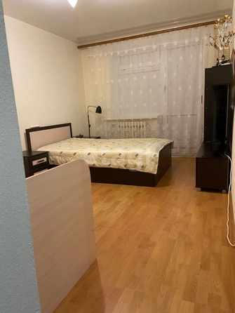 
   Продам 1-комнатную, 33 м², Демидова ул, 200

. Фото 1.