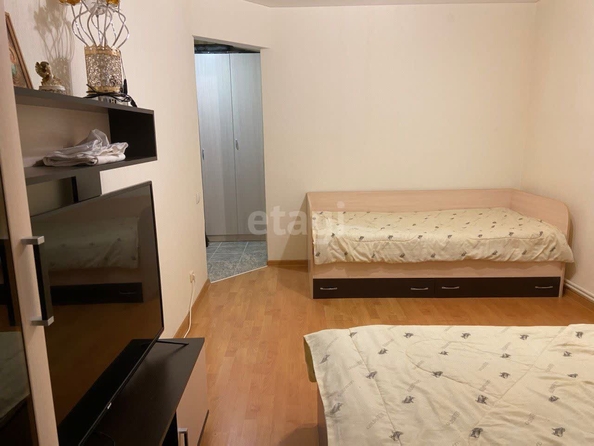 
   Продам 1-комнатную, 33 м², Демидова ул, 200

. Фото 2.