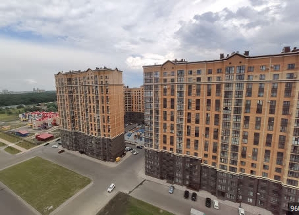 
   Продам 1-комнатную, 45 м², Матрёны Наздрачёвой ул, 3/3  1

. Фото 12.