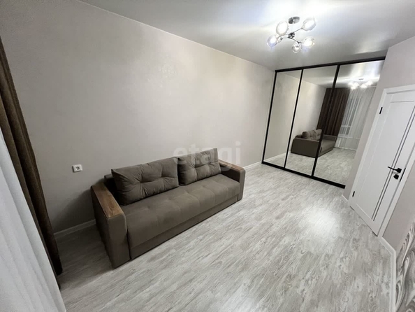 
   Продам 1-комнатную, 37 м², Матрёны Наздрачёвой ул, 7/1

. Фото 10.