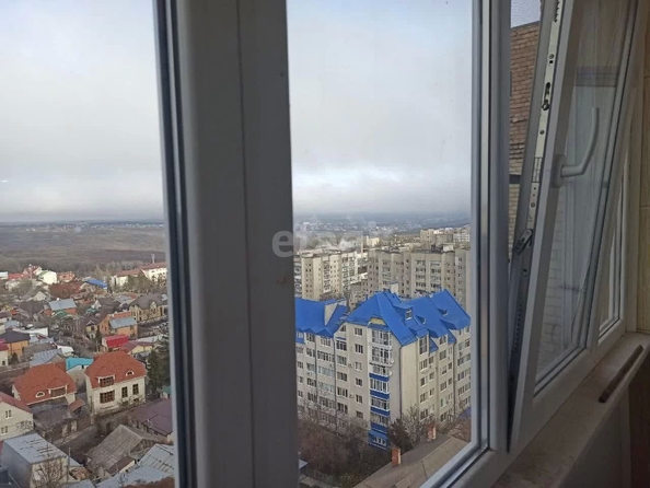 
   Продам 3-комнатную, 62 м², Ленина ул, 351

. Фото 11.