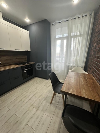 
   Продам 1-комнатную, 40 м², Матрёны Наздрачёвой ул, 5/2

. Фото 4.