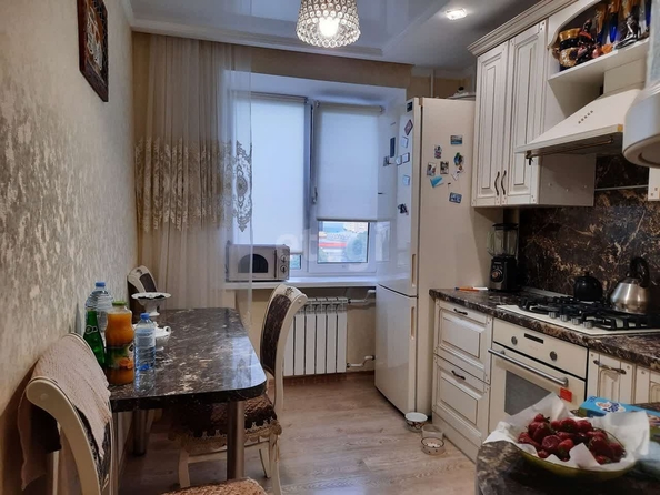 
   Продам 2-комнатную, 48 м², Доваторцев ул, 25

. Фото 9.