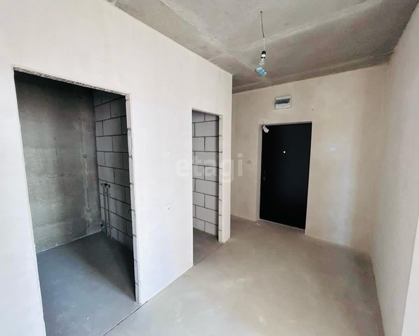 
   Продам 2-комнатную, 63 м², Матрёны Наздрачёвой ул, 7/1

. Фото 2.