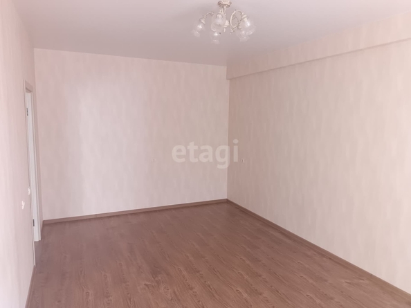 
   Продам 1-комнатную, 44.2 м², Ерохина ул, 27

. Фото 2.