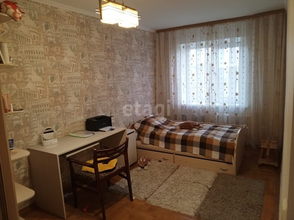 
   Продам 3-комнатную, 62 м², Ленина ул, 118

. Фото 4.