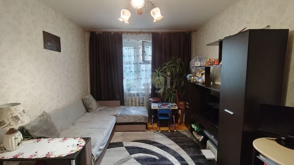 
   Продам 3-комнатную, 68.4 м², Дзержинского ул, 188

. Фото 1.