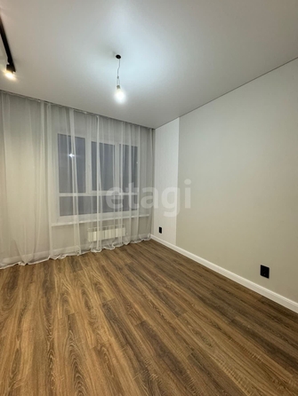 
   Продам 1-комнатную, 32 м², Основа, литер 1.1

. Фото 4.