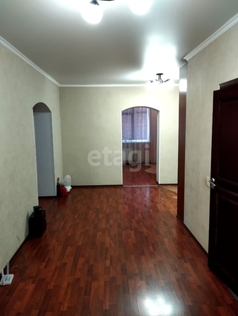 
   Продам 3-комнатную, 120 м², Л.Толстого ул, 121а

. Фото 2.