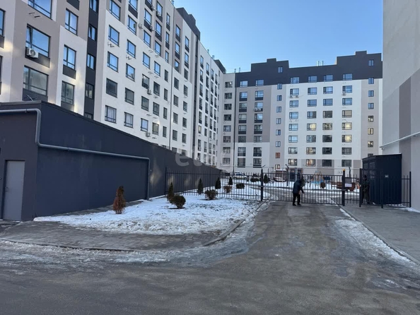 
   Продам 2-комнатную, 58 м², 45 Параллель ул, 83

. Фото 17.