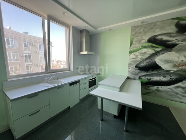 
   Продам 2-комнатную, 105 м², Партизанская ул, 2б

. Фото 11.