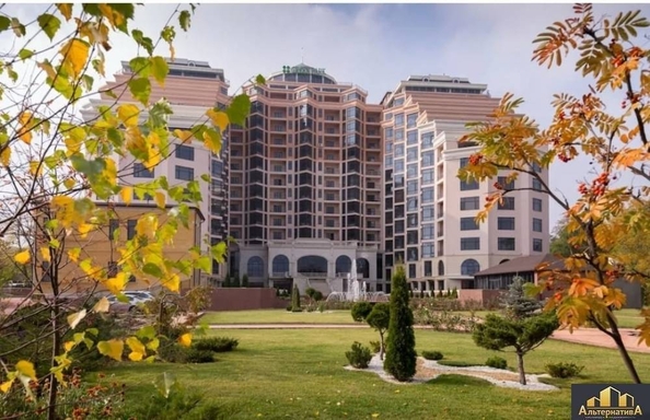 
  Продается 3-комн. квартира, 83 м², Шаумяна ул
. Фото 1.