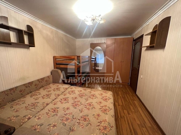 
   Продам 1-комнатную, 28.6 м², Андрея Губина ул

. Фото 2.