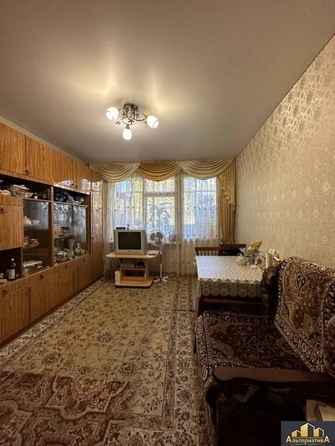 
  Продается 2-комн. квартира, 37 м², Красивая ул
. Фото 1.