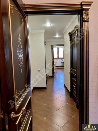 
   Продам 3-комнатную, 68.2 м², Азербайджанская ул

. Фото 3.