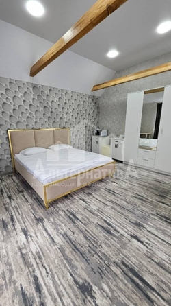 
   Продам 5-комнатную, 150 м², Еськова архитектора ул

. Фото 1.