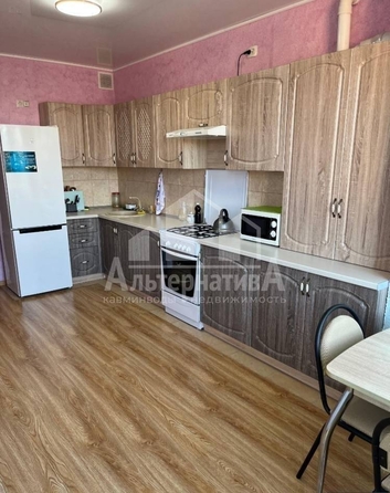 
  Продается 1-комн. квартира, 52 м², Гайдара ул
. Фото 3.