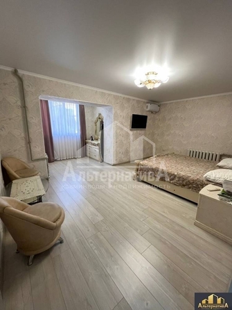 
   Продам 2-комнатную, 55 м², Героев Медиков ул

. Фото 4.