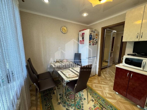 
   Продам 2-комнатную, 57 м², Кирова ул

. Фото 2.