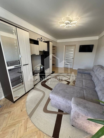 
  Продается 3-комн. квартира, 60 м², Андрея Губина ул
. Фото 2.